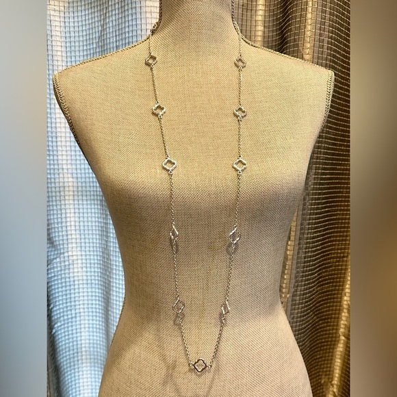 Boutique Jewelry - BOUTIQUE Silver Clover Station Long Necklace R $58